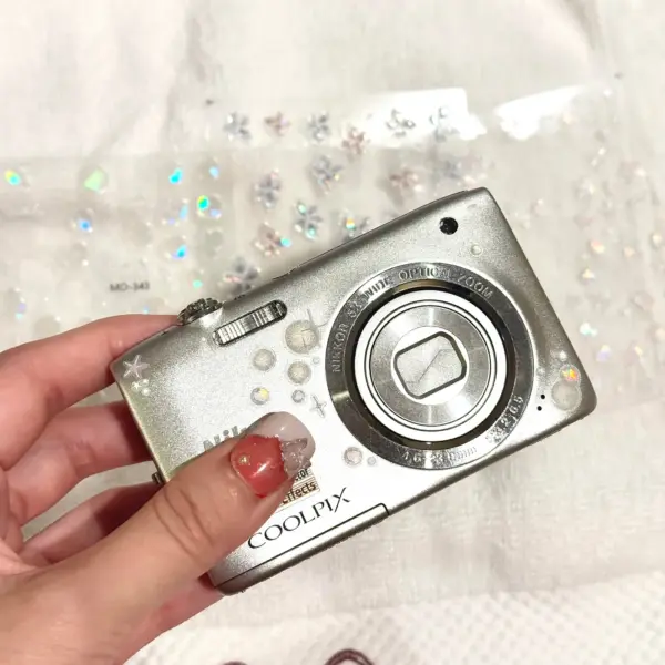 Bubble and Sea Camera Sticker